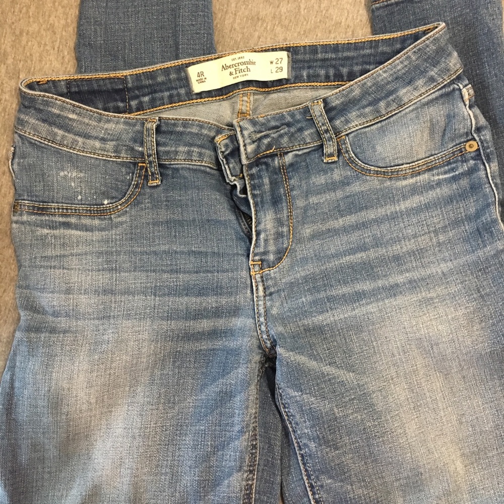Women’s size 4 Abercrombie and Fitch jeans